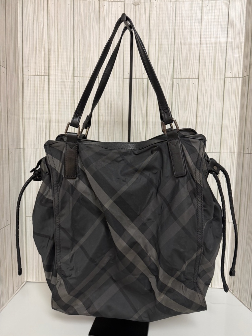 Burberry Black Nova Check Nylon Tote Bag Leather Trim Shoulder Bag Large - Picture 7 of 16